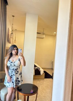 Sonali Realmeet and cams - escort in New Delhi Photo 2 of 3