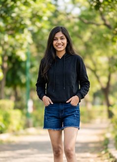 Sonali - escort in Pune Photo 9 of 16