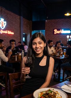 Sonali - escort in Pune Photo 13 of 16