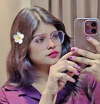 Sonali(meet or Cam Show) - puta in Hyderabad Photo 1 of 2