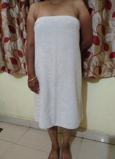 Sonali Pawar - escort in Pune Photo 1 of 3