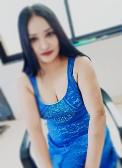 Sonali ( Realmeet & Cam Show) - puta in Hyderabad Photo 1 of 1