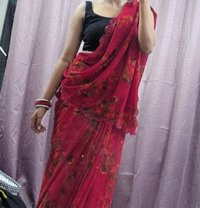 Sonali Saxxena - escort in Noida