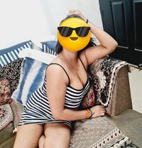 Sonali Saxxena - escort in Noida