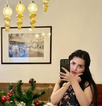 Sonali Singh - escort in Kolkata