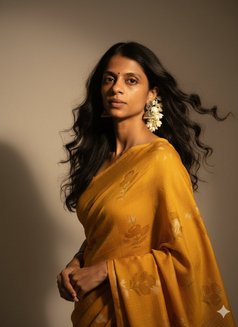 Sonali Ss - puta in Pune Photo 13 of 13