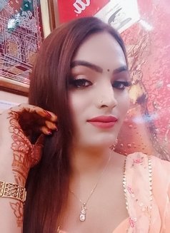 Sonali143 - Transsexual escort in New Delhi Photo 2 of 3