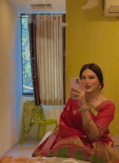Sonalika - Transsexual escort in Vadodara Photo 9 of 9