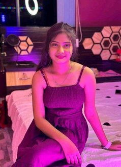 Sonam - escort in Mumbai Photo 1 of 2