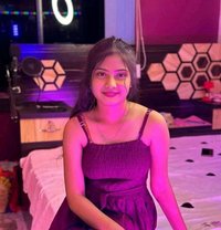 Sonam - puta in Hyderabad