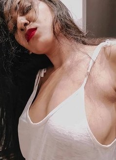 Sonam From India - Male escort in Muscat Photo 1 of 1