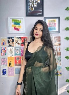 Sonam - escort in Bangalore Photo 2 of 2