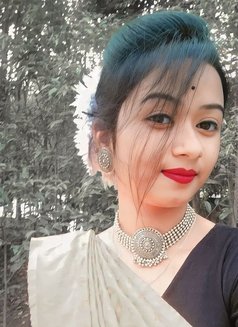 Sonam - puta in Bangalore Photo 1 of 1