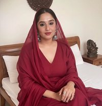 Sonam - escort in Chandigarh Photo 1 of 2