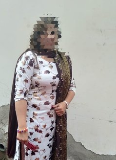 Sonam - puta in Chandigarh Photo 5 of 5