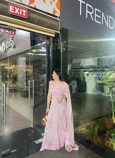 Sonam - escort in Hyderabad Photo 1 of 1