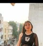 Sonam - puta in Hyderabad Photo 2 of 3