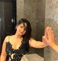 Sonam - escort in Kolkata Photo 1 of 3