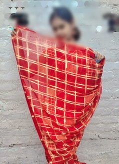 Sonam - escort in Lucknow Photo 3 of 3