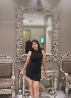 Sonam - escort in Kolkata Photo 3 of 6