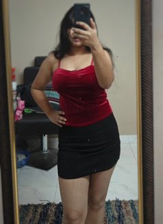 Sonam - escort in Kolkata Photo 4 of 6