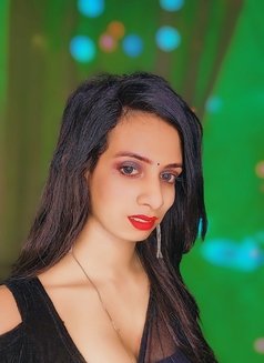 Sonam - Transsexual escort in Kolkata Photo 1 of 2