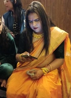 Sonam - Transsexual escort in New Delhi Photo 10 of 13