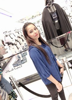 Sonam Indian Girl - escort in Abu Dhabi Photo 1 of 1