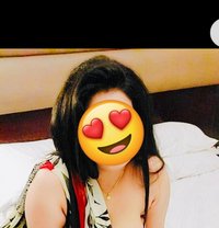 Sonam Indian milf (back in dubai) - puta in Dubai