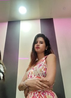 Sonam Kapoor - escort in Bangalore Photo 1 of 1