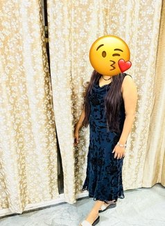 Sonam Singh - escort in Noida Photo 2 of 6