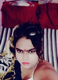 Sonam Singh - Transsexual escort in New Delhi Photo 4 of 16