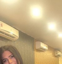 Sonam Singh Real Meet & Online Service - Transsexual escort in Noida