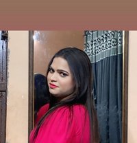 Sonam Singh Real Meet & Online Service - Transsexual escort in Noida