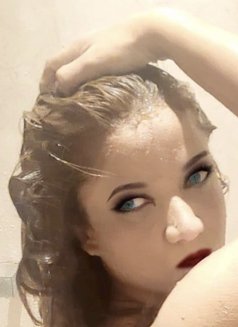 Sonam Vip - escort in Chennai Photo 3 of 5