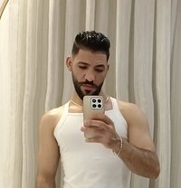 Sone - Male escort in İstanbul