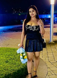 Soni Cam And Real Meet GFE / PSE - puta in Pune Photo 2 of 2