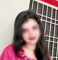 Soni cam and reel meet - escort in Pune