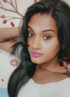 South Indian girl Soni - Cam | Real meet - escort in Bangalore Photo 6 of 9