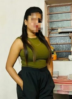 Soni Cam Show & Sex Chat Available - puta in Chennai Photo 1 of 2