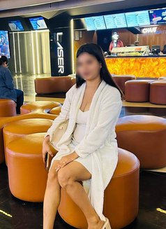 Soni🥀{cam show & sex chat}🥀Meet up - puta in Ahmedabad Photo 1 of 1