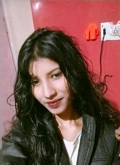 Soni (Cam Show & Sex Chat) Meet Up - escort in Hyderabad Photo 2 of 2