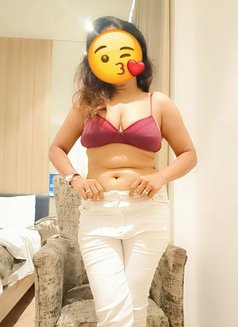 Soni for real meet and cam session - escort in Mumbai Photo 3 of 7