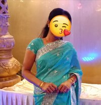 Soni for real meet and cam session - puta in Mumbai