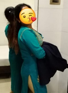 Soni for real meet and cam session - escort in Mumbai Photo 7 of 8