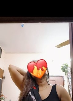 Soni for real meet and cam session - escort in Mumbai Photo 3 of 9