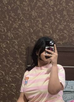 Soni Independent Escort - escort in Gurgaon Photo 3 of 5