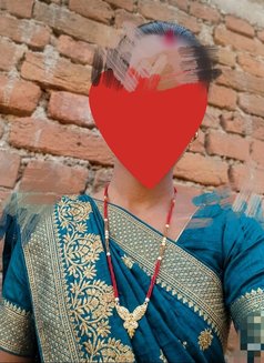 Soni - escort in Bangalore Photo 1 of 1