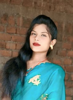 Soni - escort in Hyderabad Photo 1 of 1