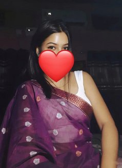 Cam show for real Soni - escort in Pune Photo 2 of 4